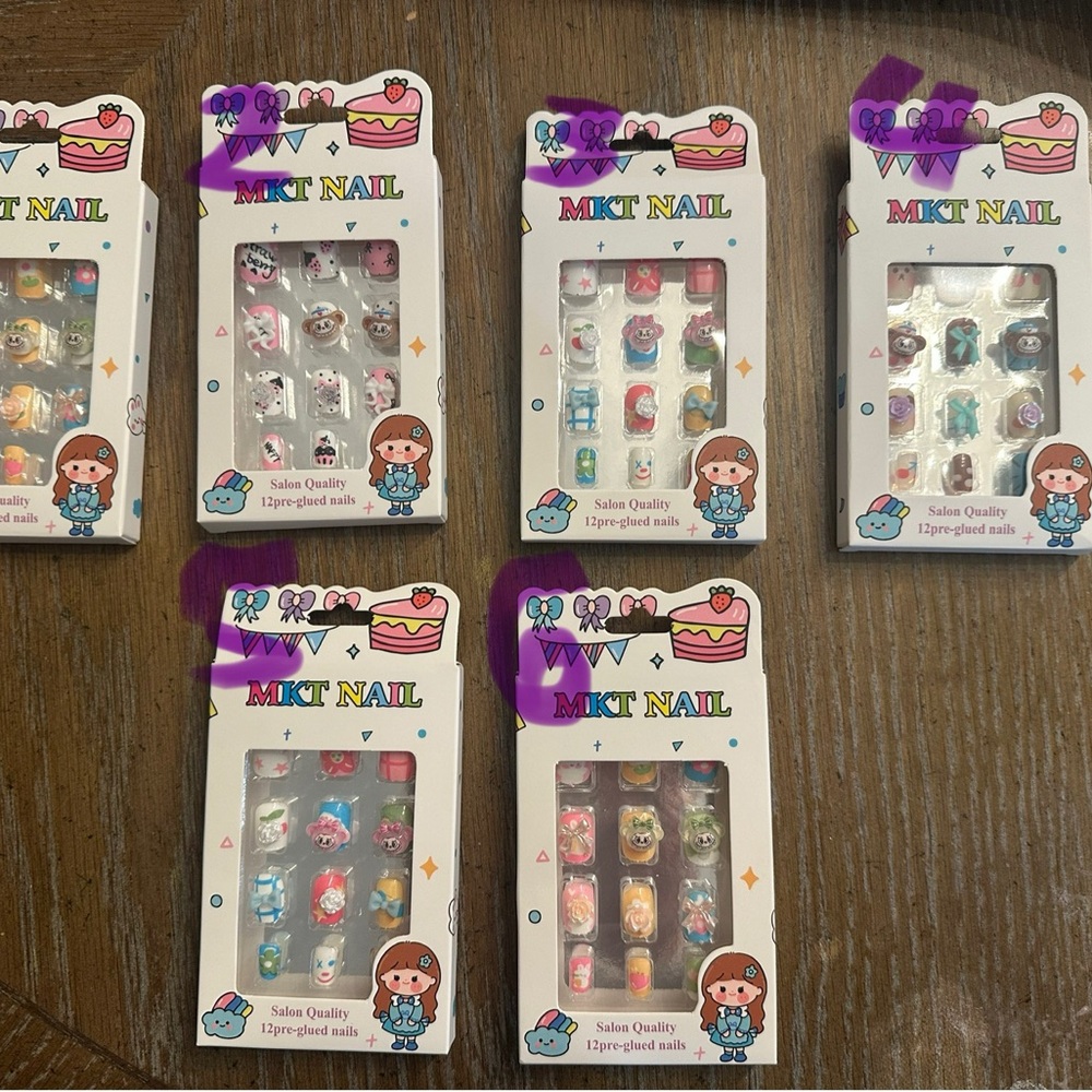 MKT Nail Pre-glued Nail Set with Cute Designs